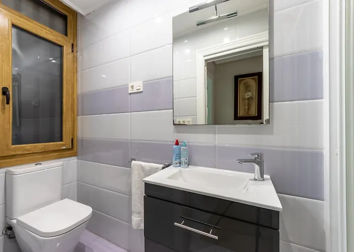 En El Mismo Corazón Del Casco Viejo Apartamento