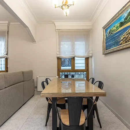 En El Mismo Corazon Del Casco Viejo Lejlighed *