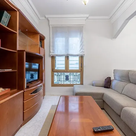 En El Mismo Corazon Del Casco Viejo Apartmán